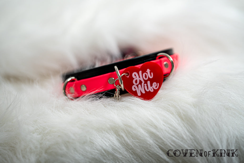 Hot Wife Collar Tag